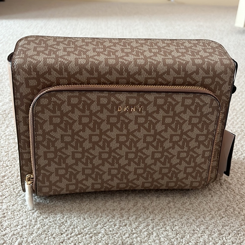 NWT Bryant Crossbody Bag